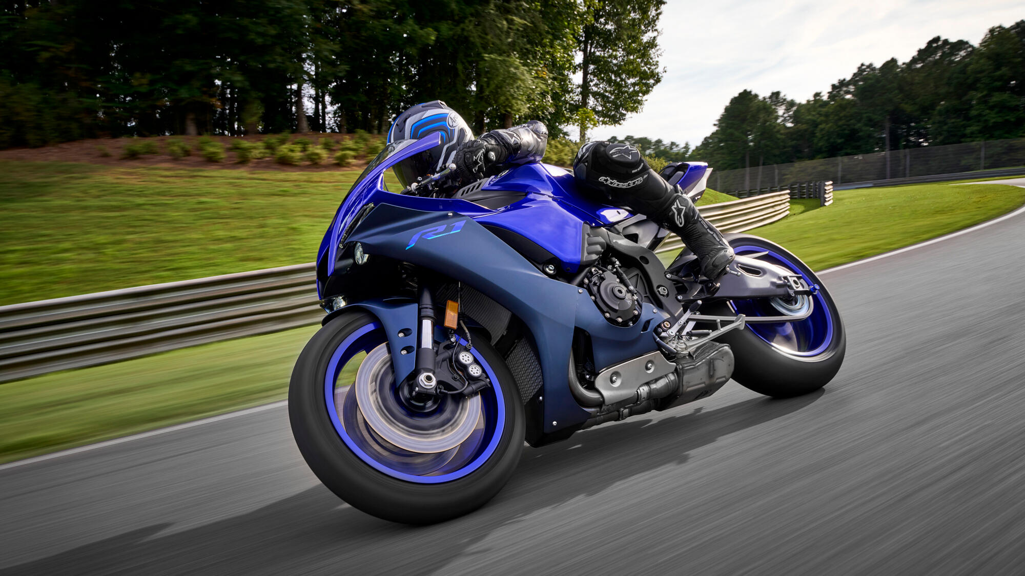 Yamaha YZF-R1 2022