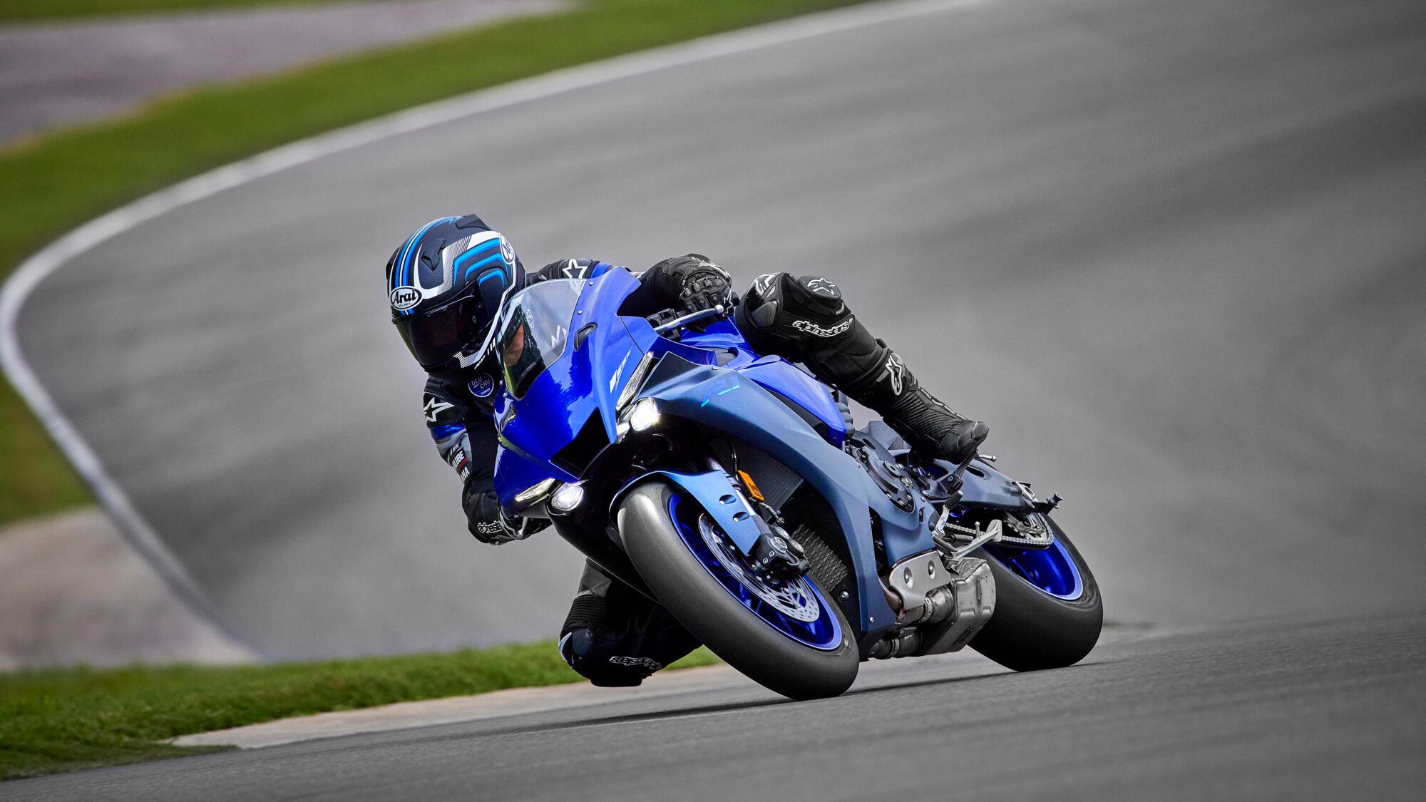 Yamaha YZF-R1 2022