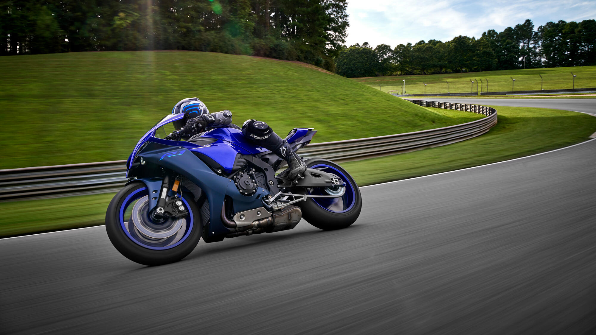 Yamaha YZF-R1 2022